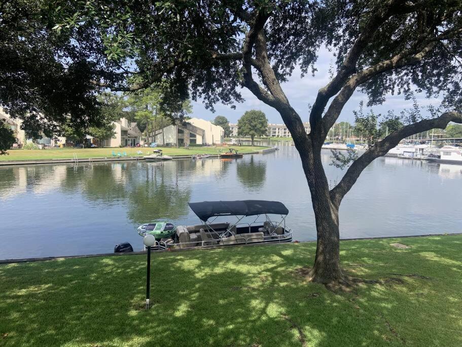 Lakeside Daze! 蒙哥马利 外观 照片